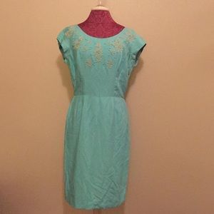 Gorgeous 50s dress with grey appliqué and beading
